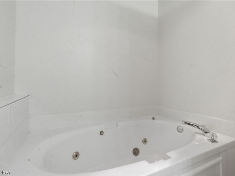 6387 Teal Bend, Oak Harbor, OH 43449 Photo 10