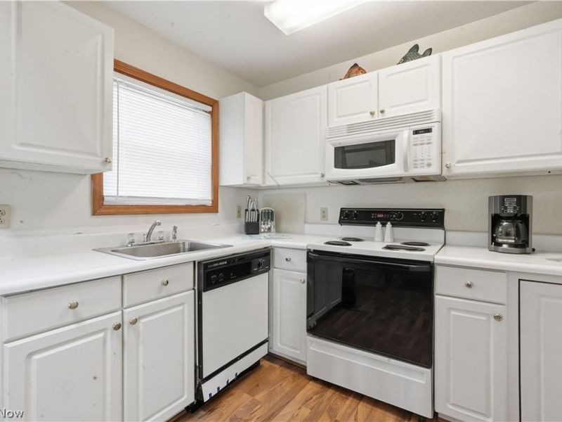 6387 Teal Bend, Oak Harbor, OH 43449 Photo 5