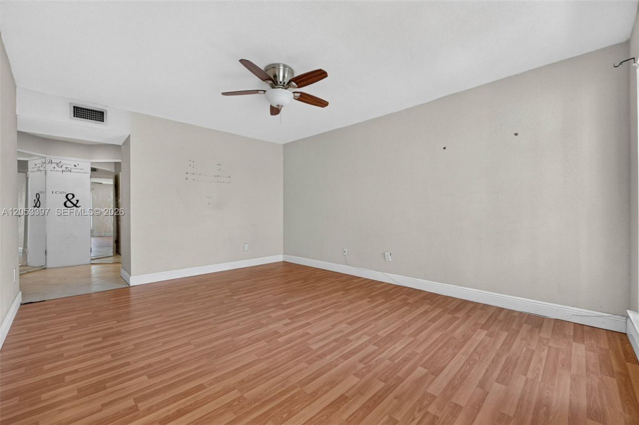 995 Riverside Dr , Unit 120, Coral Springs, FL 33071 Photo