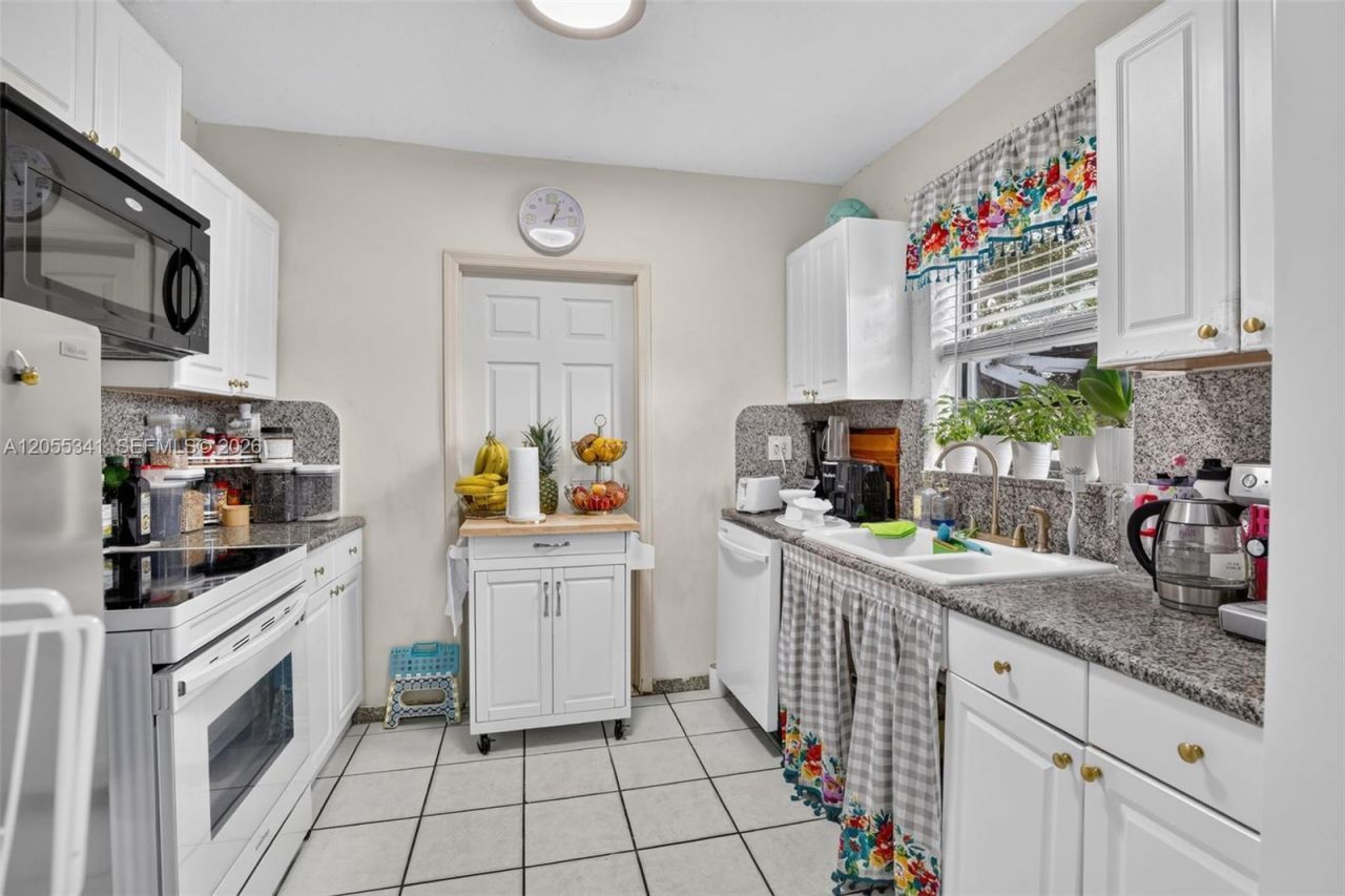 3501 SW 40th Ave , West Park, FL 33023 Photo