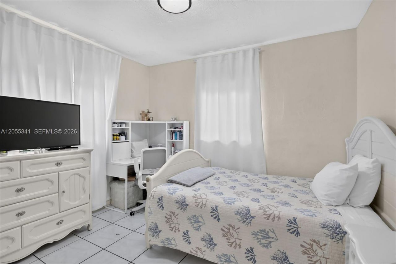 3501 SW 40th Ave , West Park, FL 33023 Photo