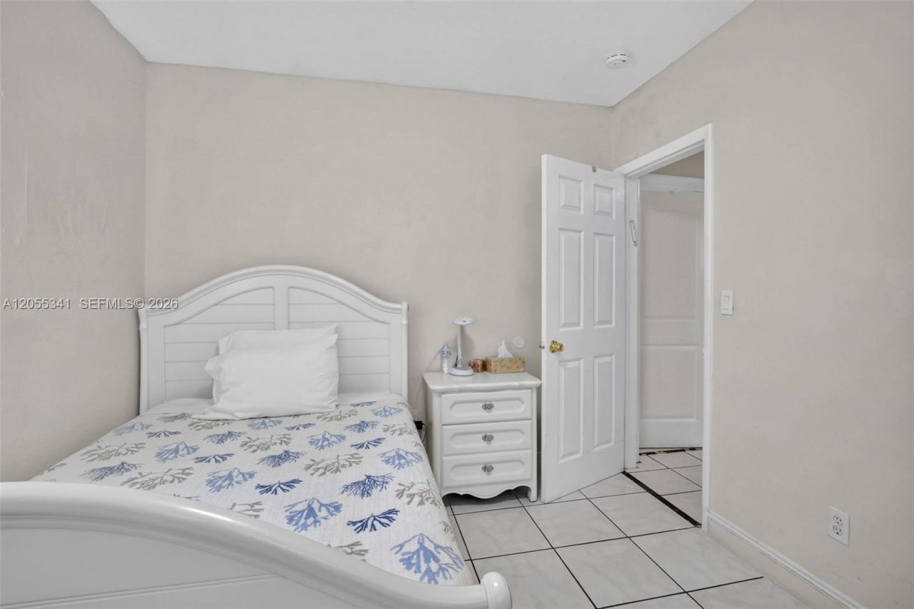 3501 SW 40th Ave , West Park, FL 33023 Photo