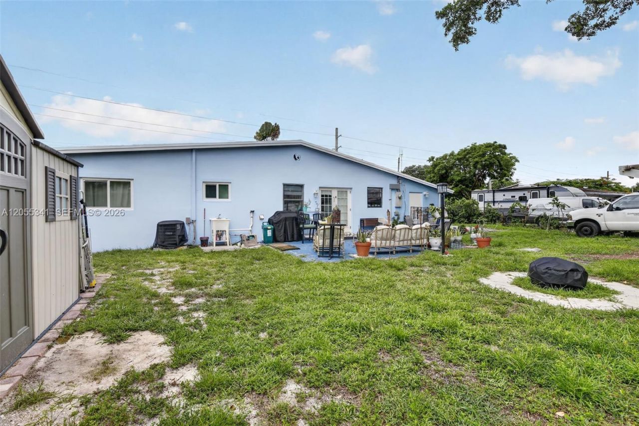 3501 SW 40th Ave , West Park, FL 33023 Photo
