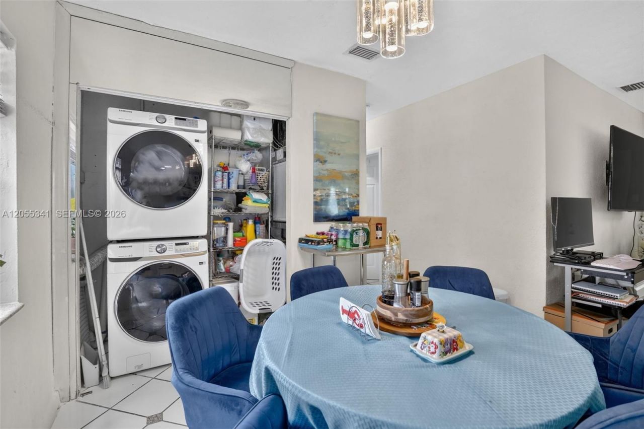 3501 SW 40th Ave , West Park, FL 33023 Photo