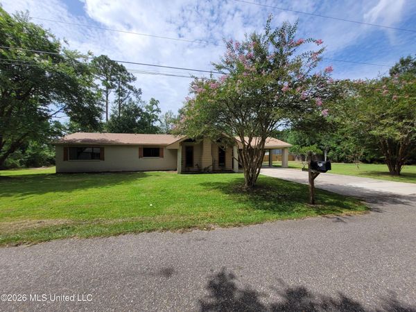 225 Trout Street, Waveland, MS 39576