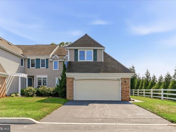 919 SAMANTHA CIRCLE, CHESTER SPRINGS, PA 19425