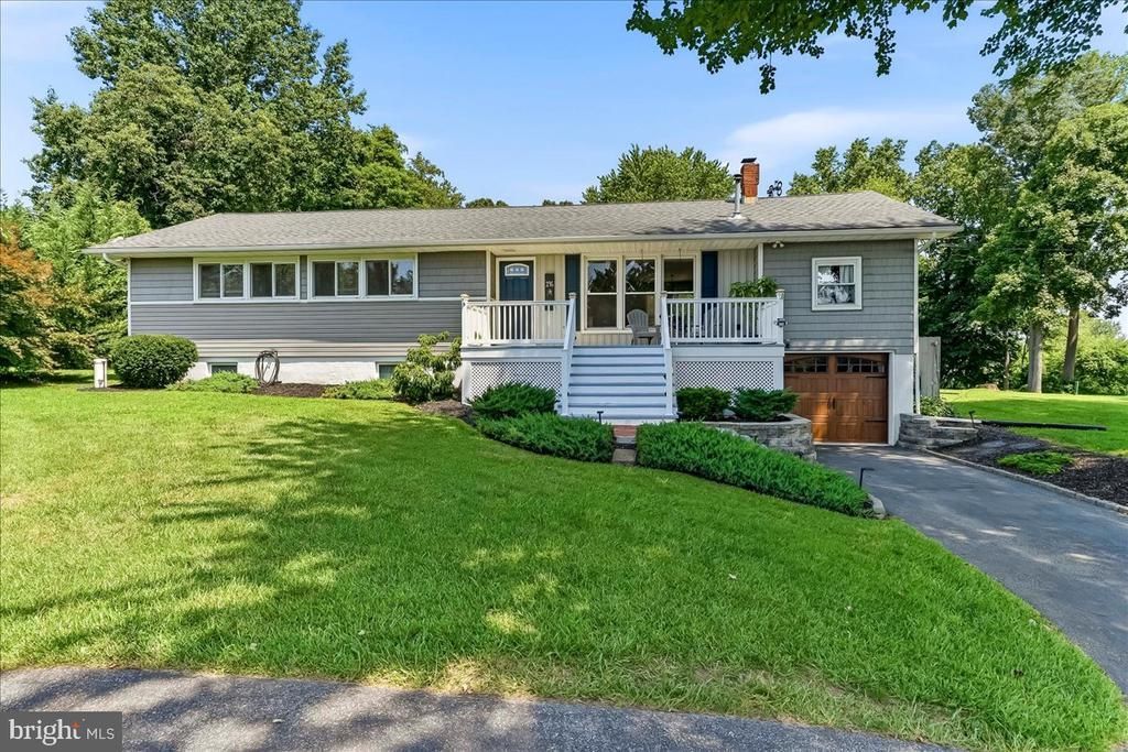 196 HIGHLAND VIEW DRIVE , LINCOLN UNIVERSITY, PA 19352