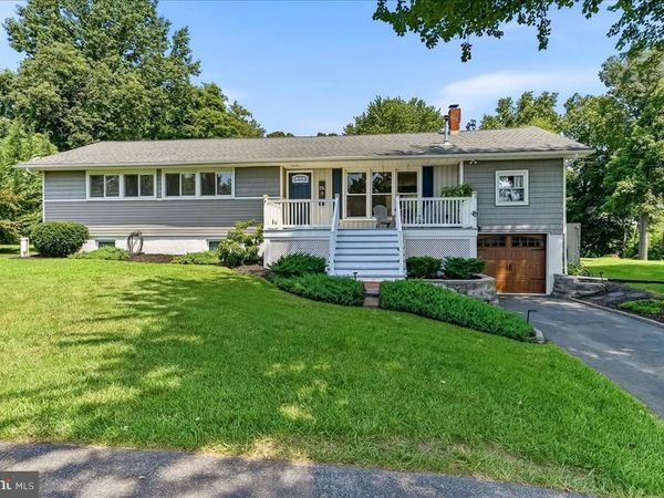 196 HIGHLAND VIEW DRIVE , LINCOLN UNIVERSITY, PA 19352