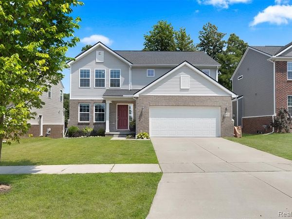 21422 Navarra Drive, Lyon Twp, MI 48178
