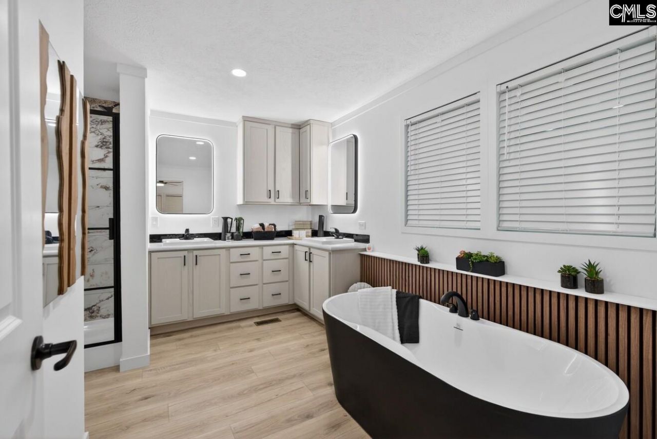 224 Providence Road  Photo 18