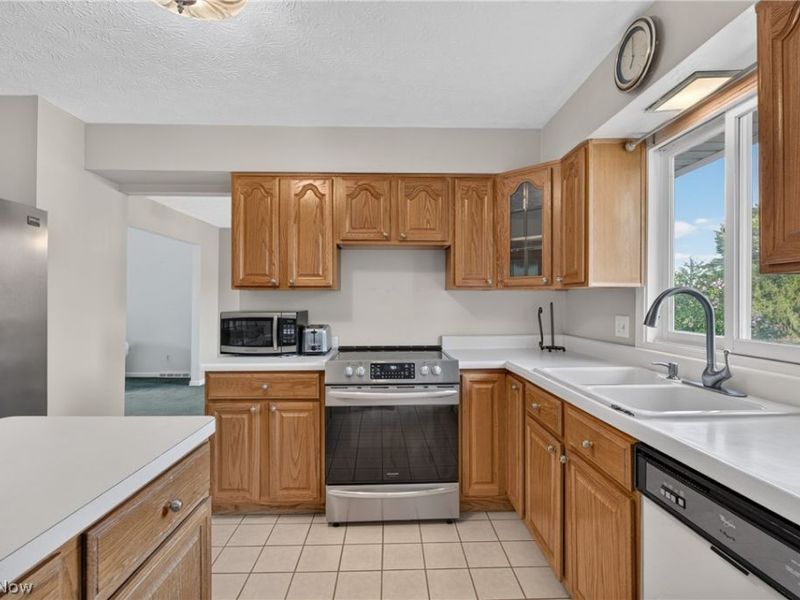 7171 Rustic Oval , Seven Hills, OH 44131 Photo 11