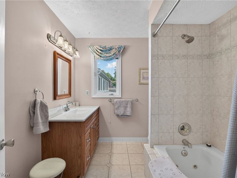 7171 Rustic Oval , Seven Hills, OH 44131 Photo 26