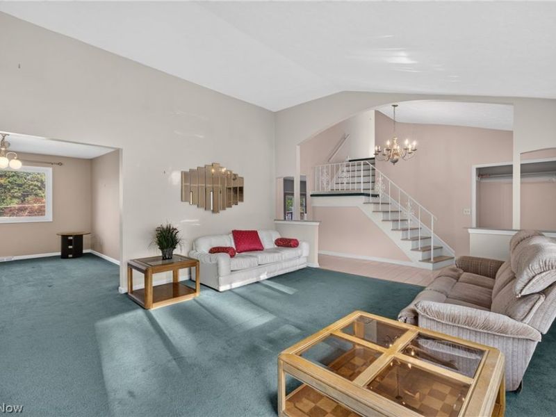 7171 Rustic Oval , Seven Hills, OH 44131 Photo 7
