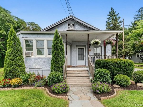 378 E Main Street, Jefferson Valley, NY 10535