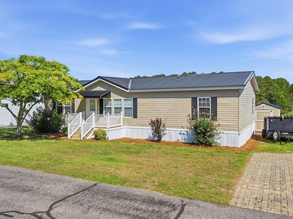 811 Waterway Dr., North Myrtle Beach, SC 29582
