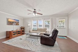 811 Waterway Dr. photo 4