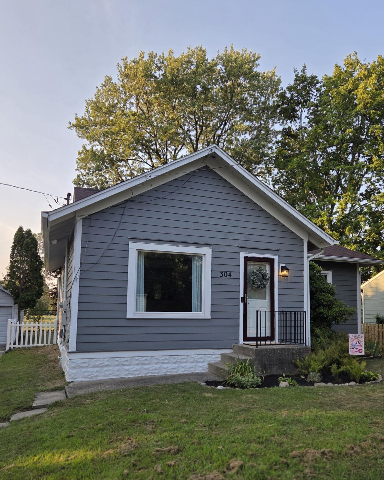 304 Oakhurst Avenue, Kalamazoo, MI 49001 Main Photo