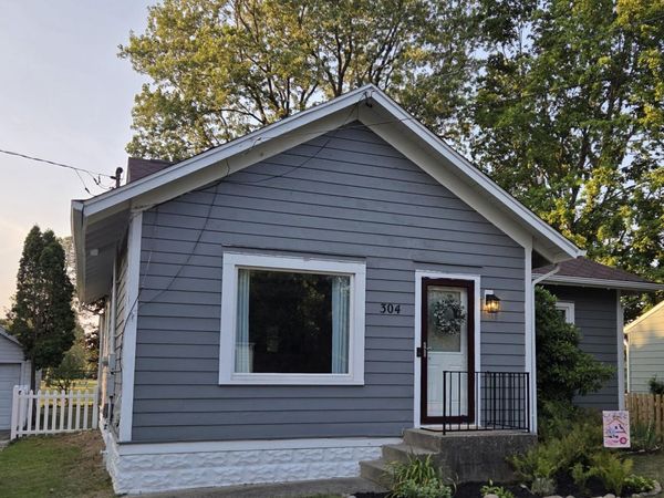 304 Oakhurst Avenue, Kalamazoo, MI 49001