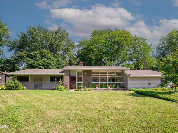 3652 Christie Boulevard, Toledo, OH 43606