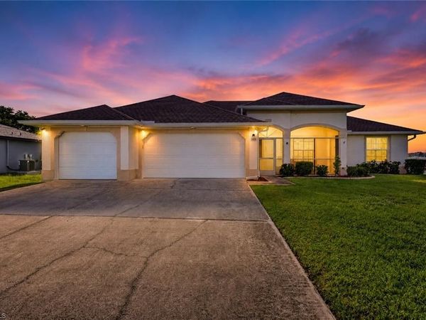 2703 NE Juanita PL , CAPE CORAL, FL 33909