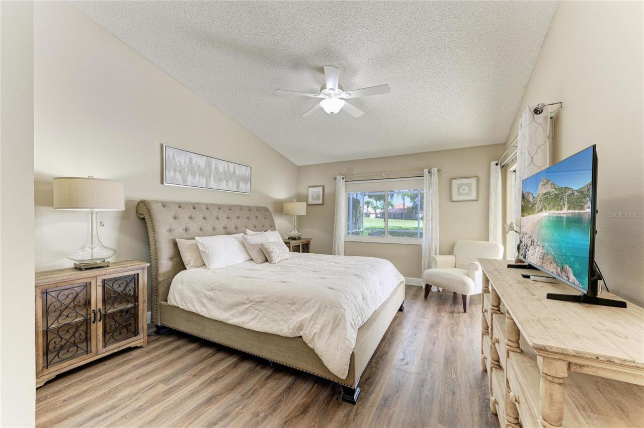 4909 Clubview Court E, Bradenton, FL 34203 Photo