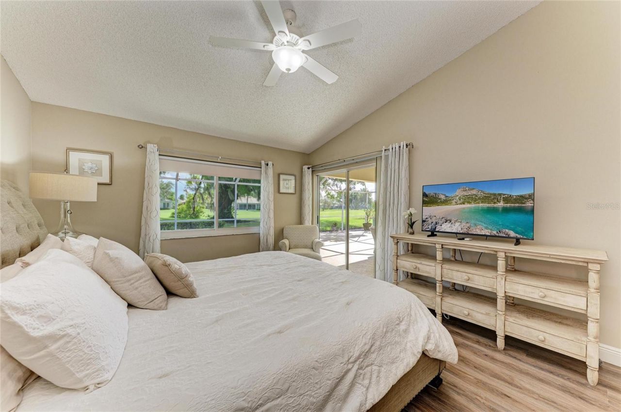4909 Clubview Court E, Bradenton, FL 34203 Photo