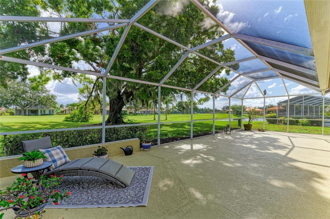 4909 Clubview Court E, Bradenton, FL 34203 Photo