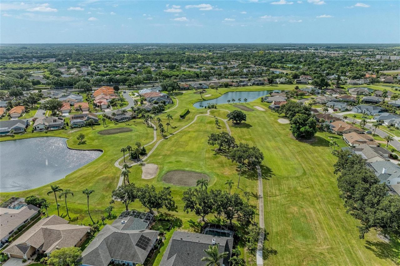 4909 Clubview Court E, Bradenton, FL 34203 Photo