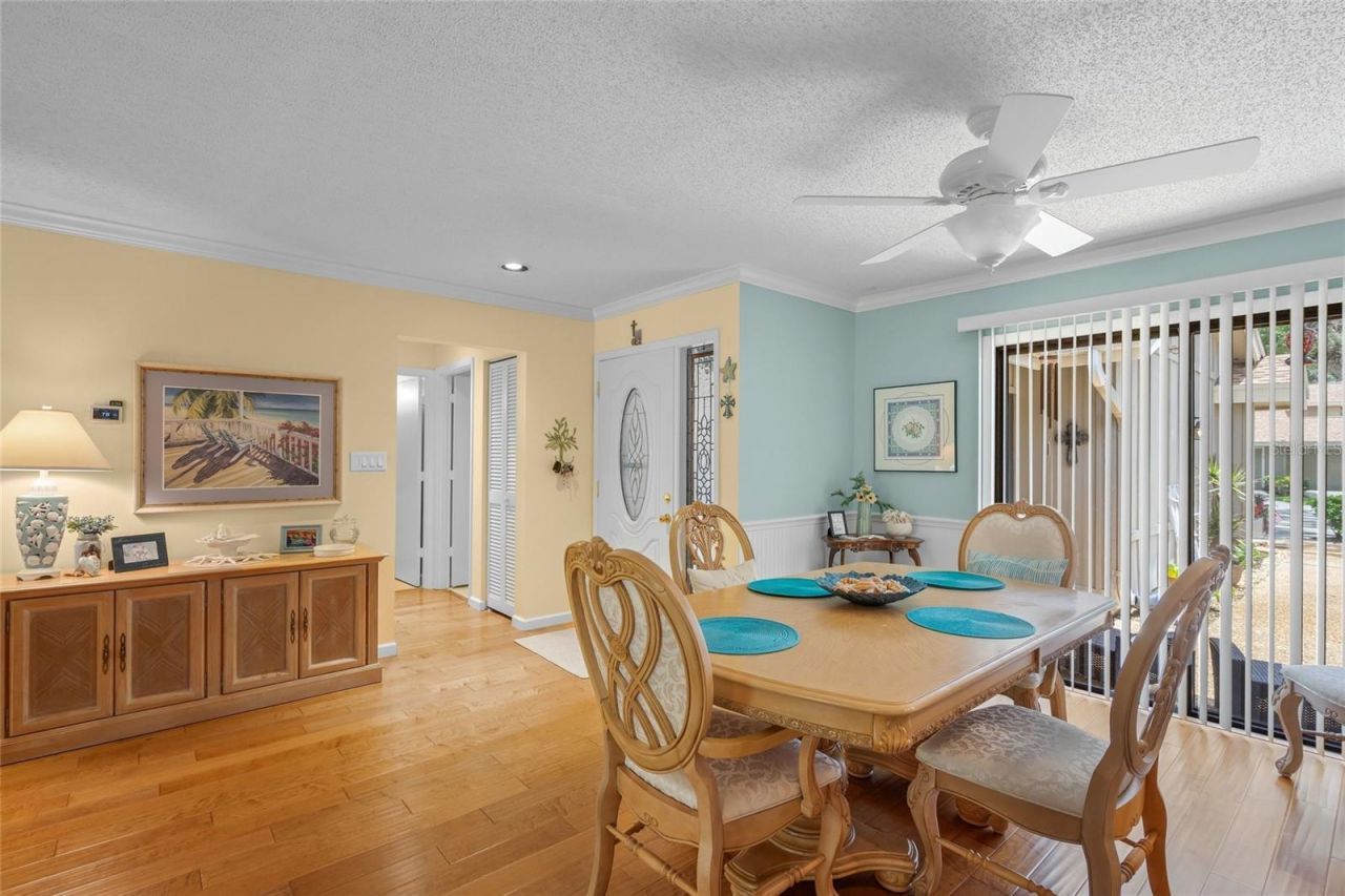 4562 Forest Wood Trail, Unit 15, Sarasota, FL 34241 Photo