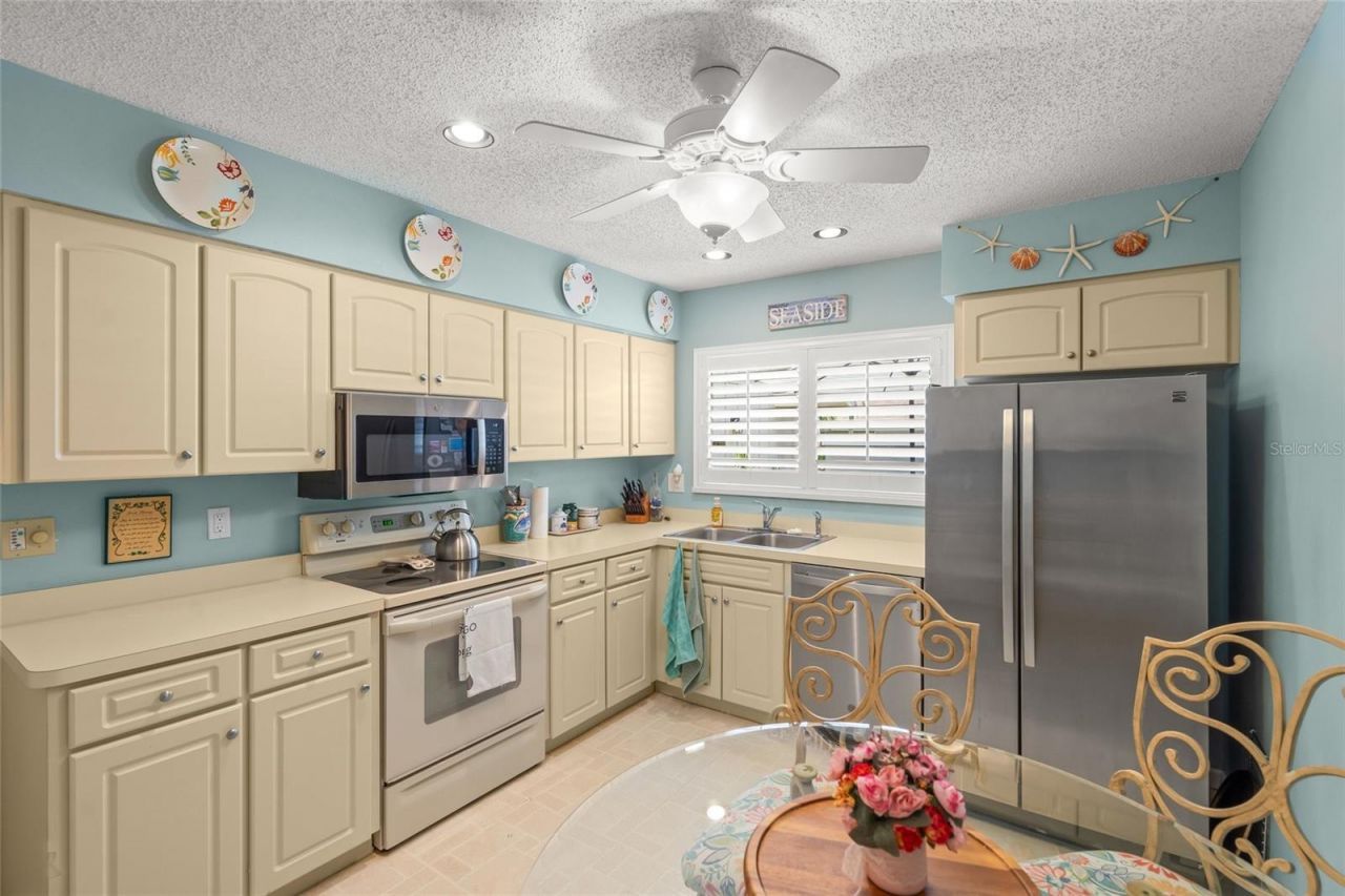 4562 Forest Wood Trail, Unit 15, Sarasota, FL 34241 Photo