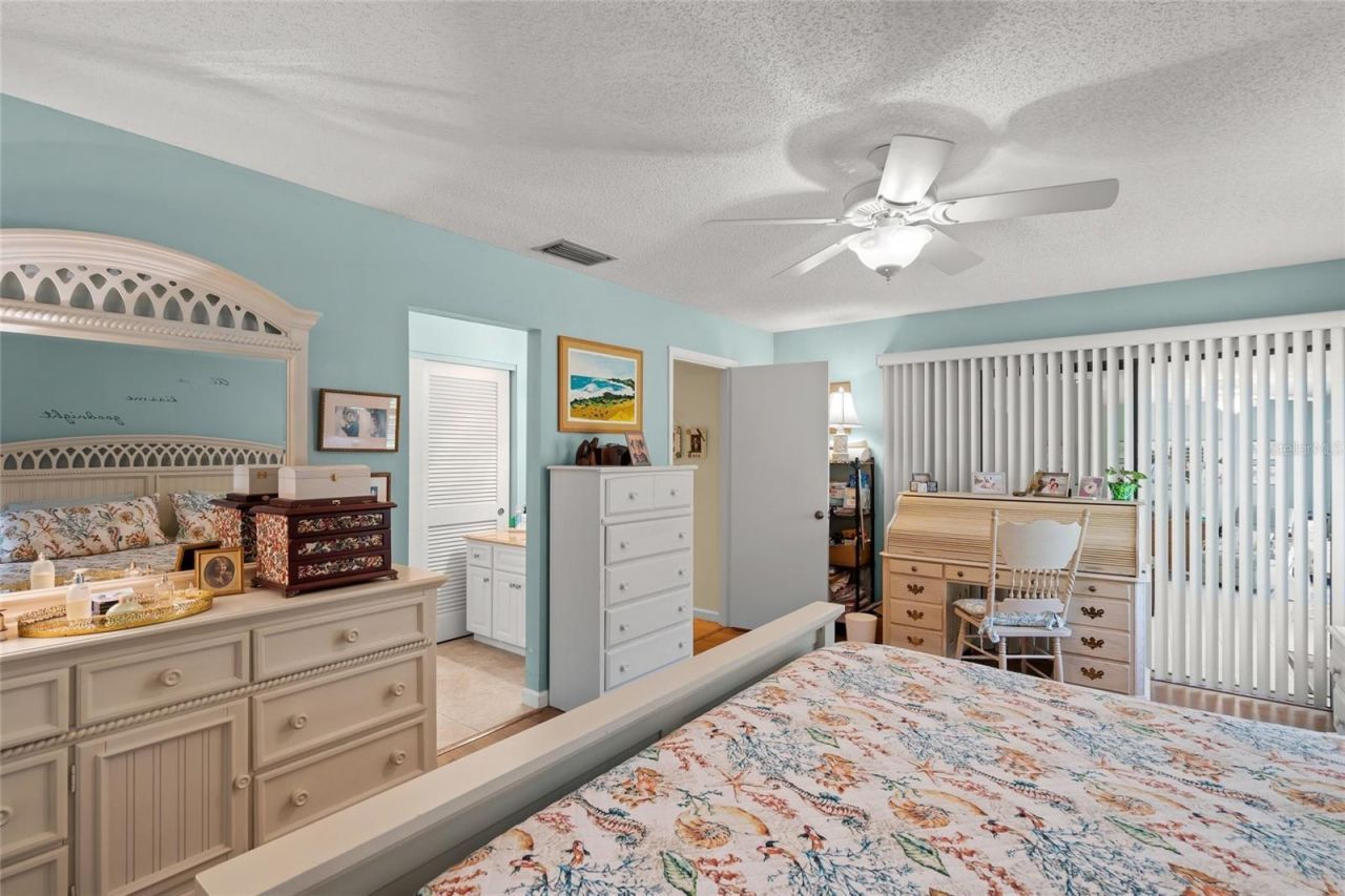 4562 Forest Wood Trail, Unit 15, Sarasota, FL 34241 Photo