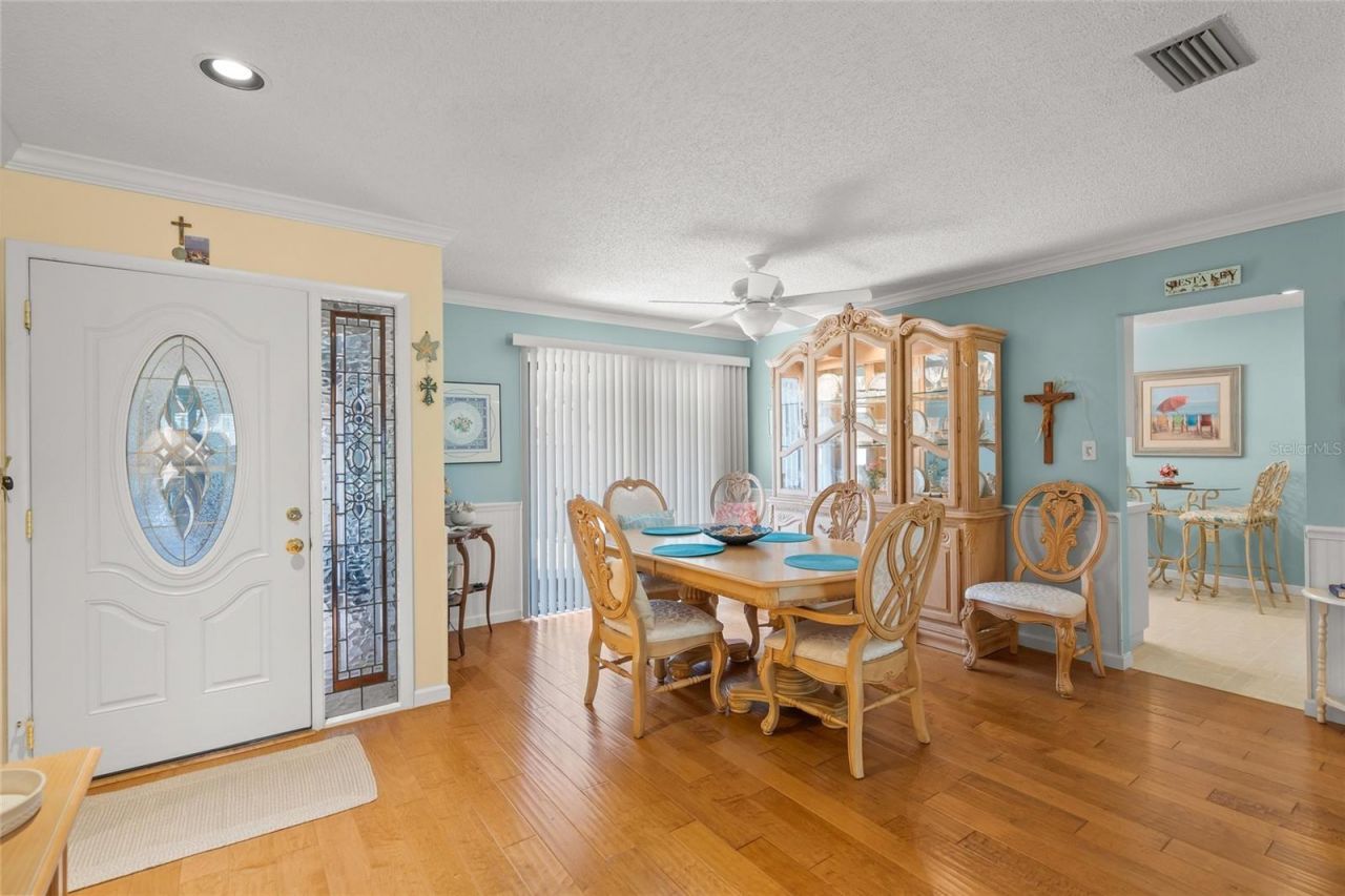 4562 Forest Wood Trail, Unit 15, Sarasota, FL 34241 Photo