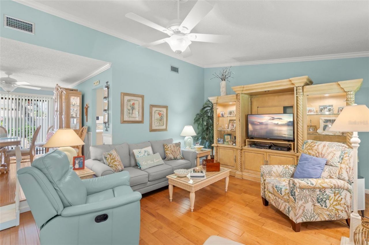 4562 Forest Wood Trail, Unit 15, Sarasota, FL 34241 Photo