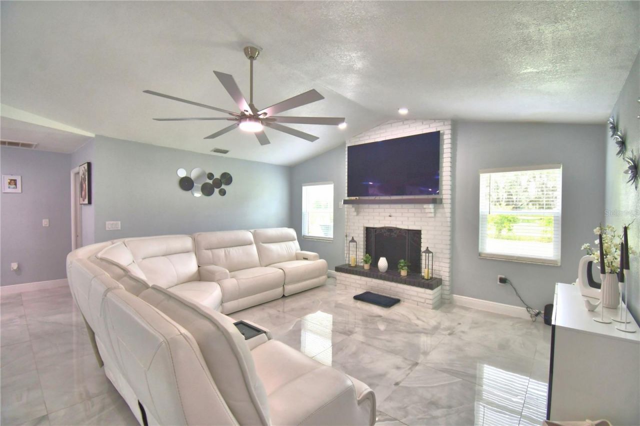 8610 State Road 33 N, Lakeland, FL 33809 Photo
