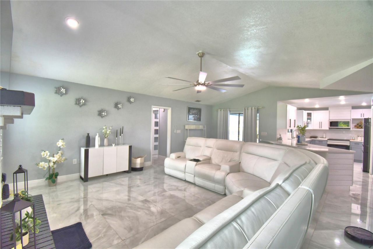 8610 State Road 33 N, Lakeland, FL 33809 Photo