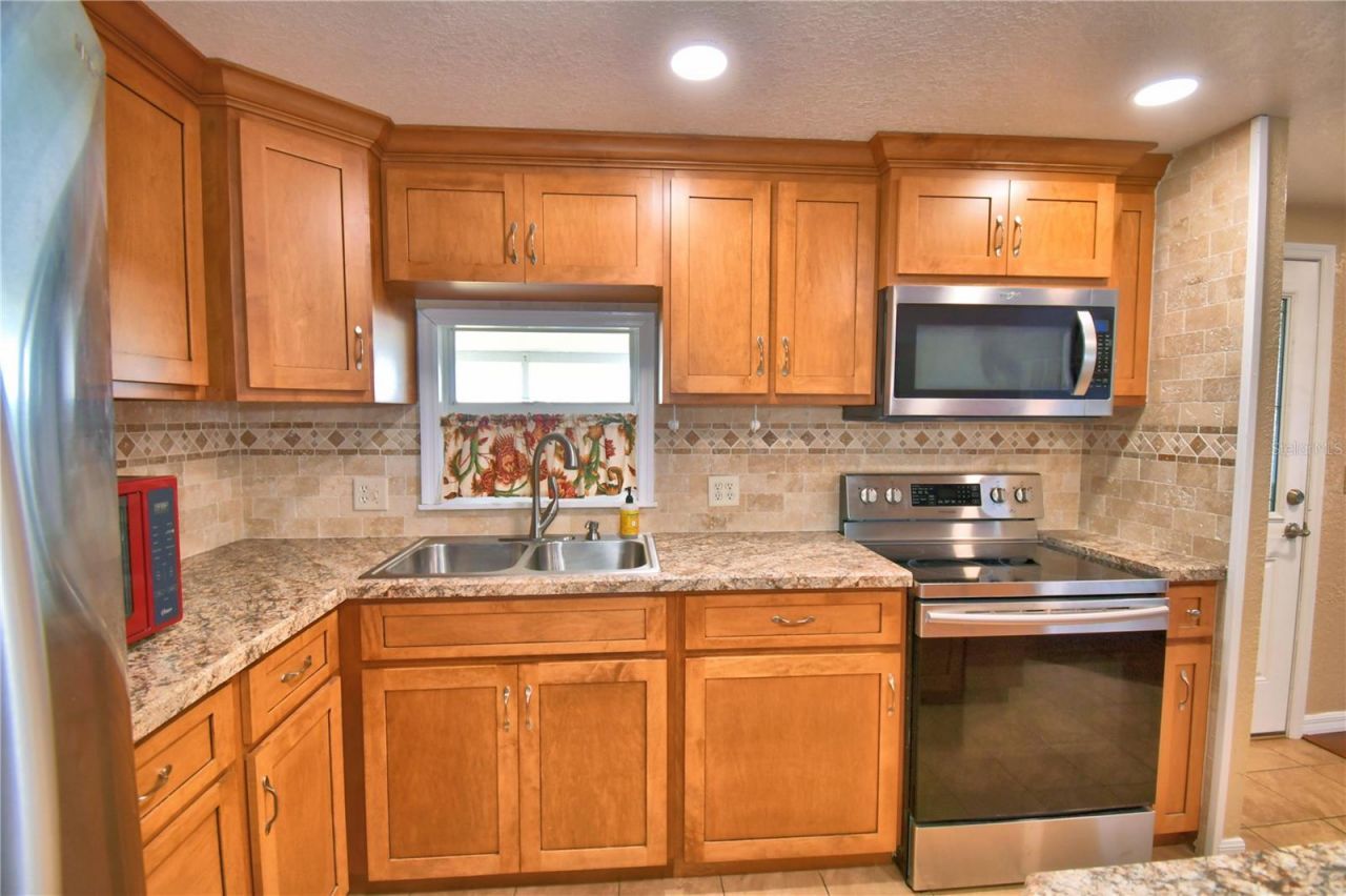 151 Holiday Lane, Auburndale, FL 33823 Photo
