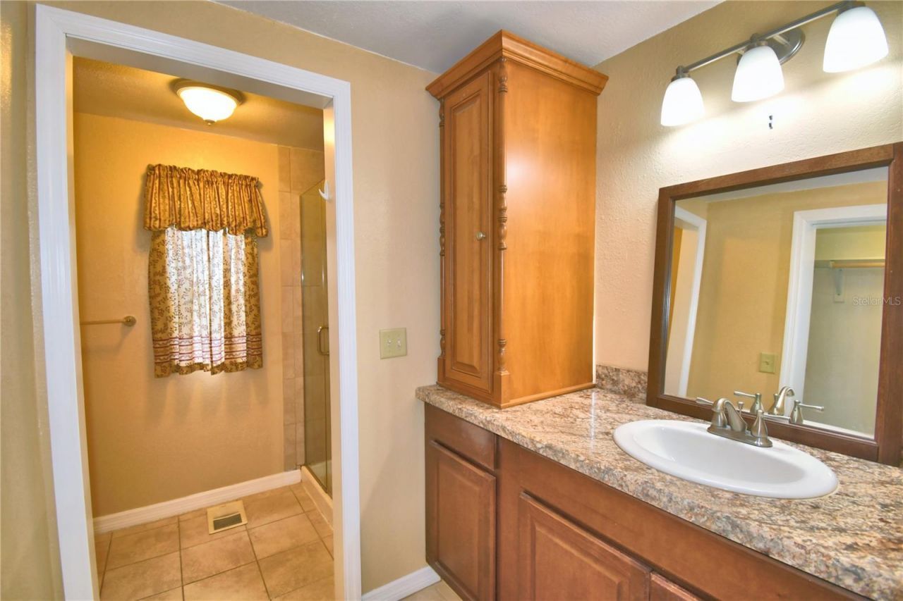 151 Holiday Lane, Auburndale, FL 33823 Photo