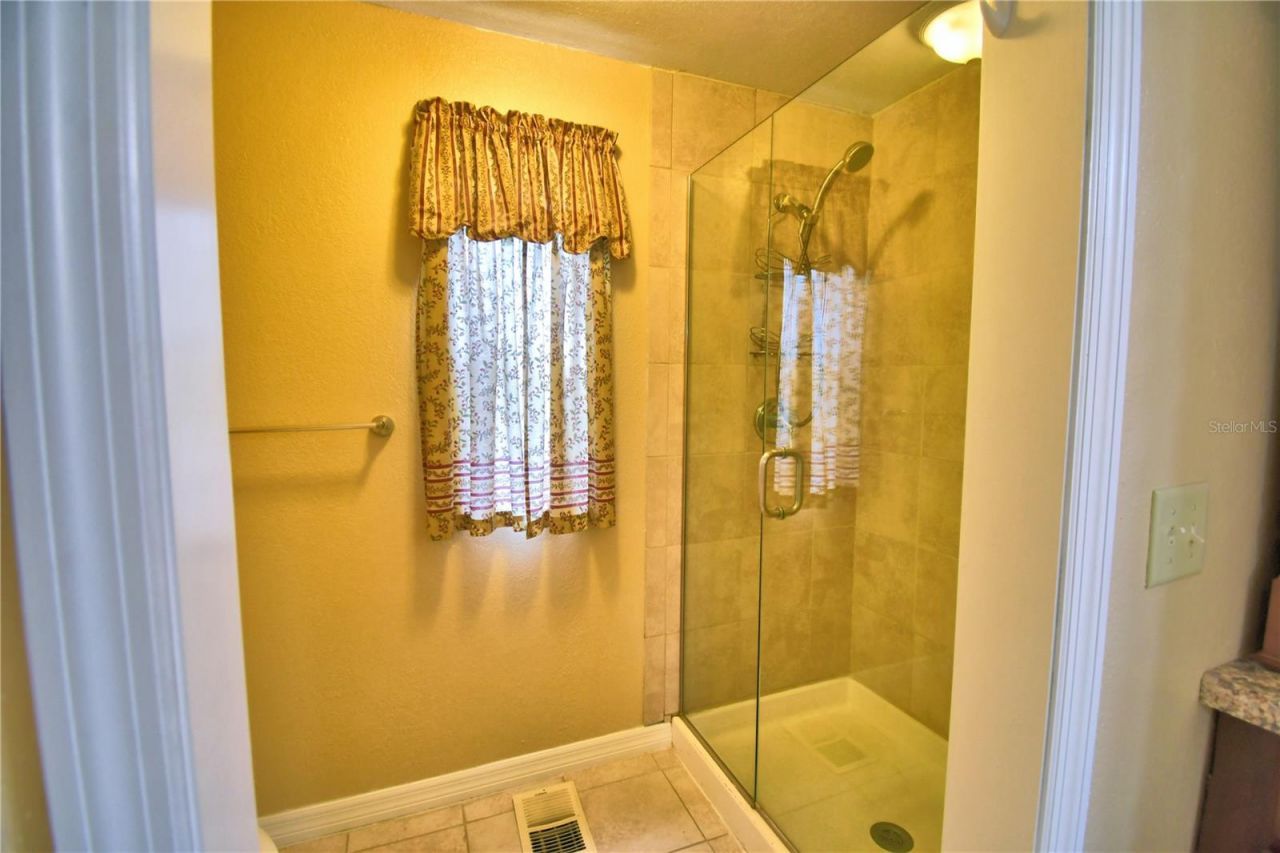 151 Holiday Lane, Auburndale, FL 33823 Photo