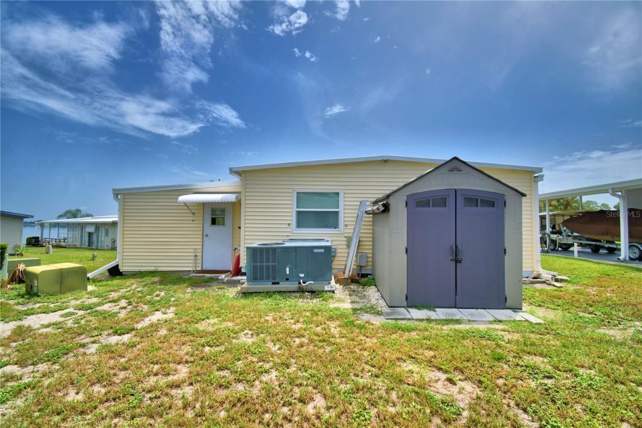 151 Holiday Lane, Auburndale, FL 33823 Photo