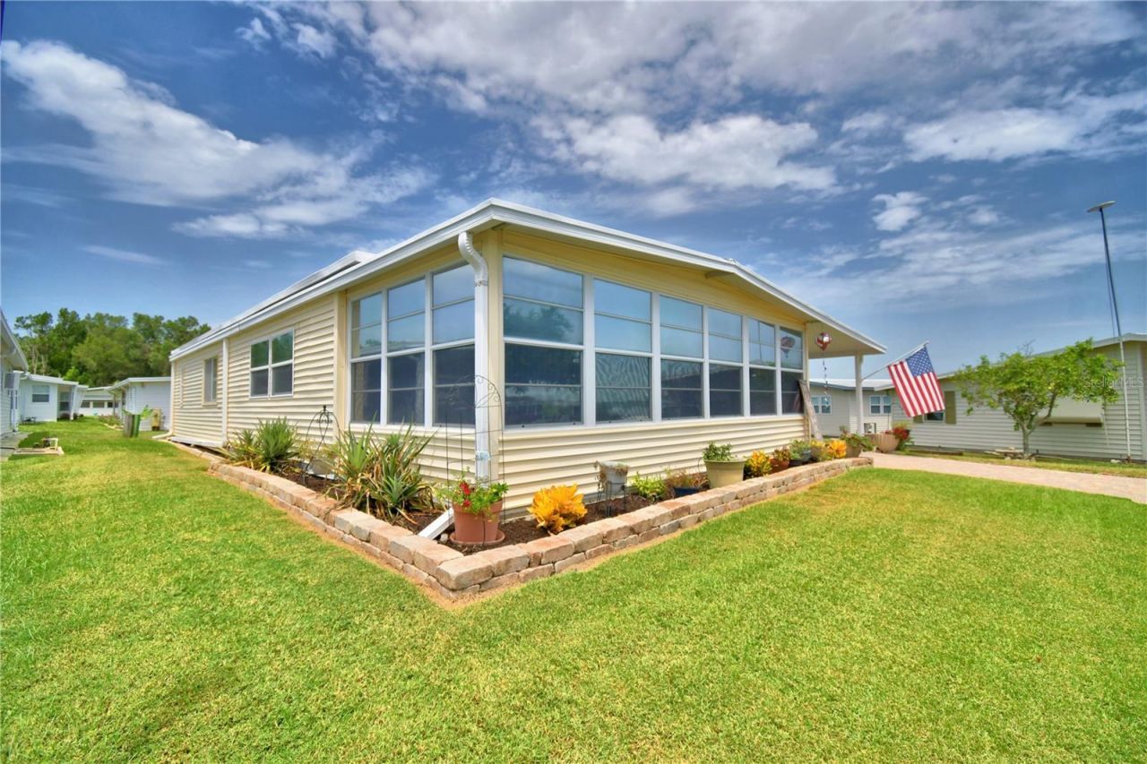 151 Holiday Lane, Auburndale, FL 33823 Photo