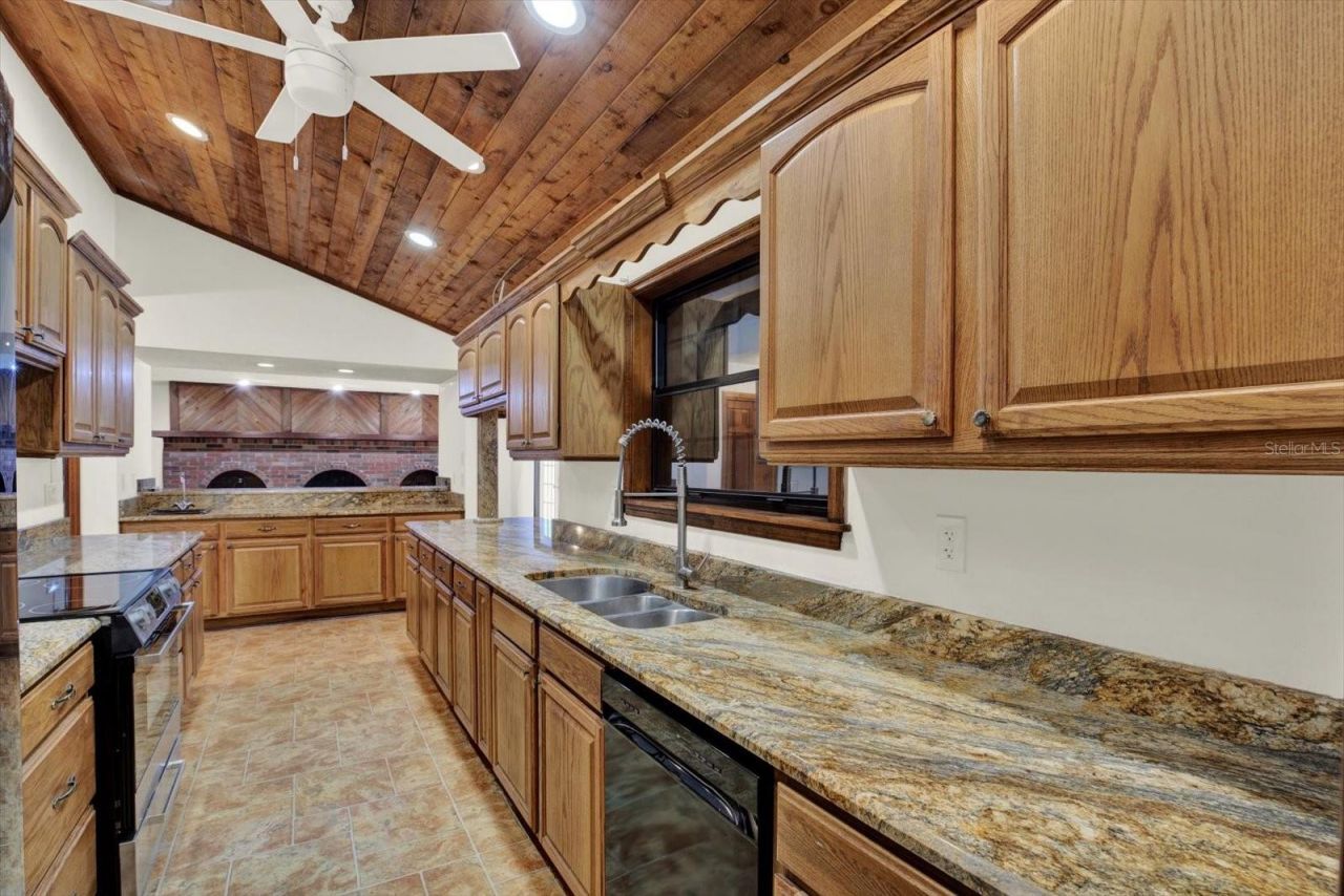 11251 Salina Street, Brooksville, FL 34614 Photo