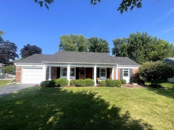 1233 Allison Lane , Schaumburg, IL 60194