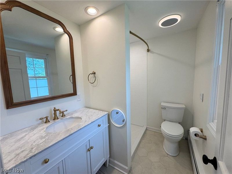 222 High Point Drive , Wadsworth, OH 44281 Photo 9