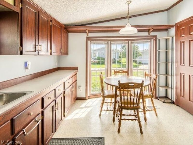 356 Golfway Drive, Painesville, OH 44077 Photo 11
