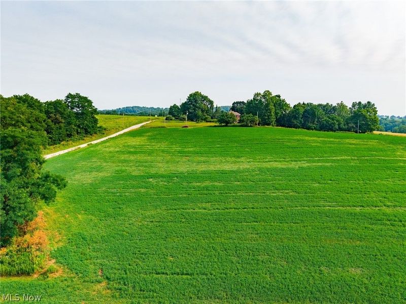 Stoneford St SW , Navarre, OH 44662 Photo 16