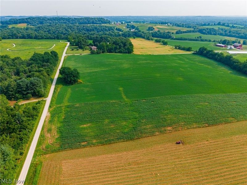 Stoneford St SW , Navarre, OH 44662 Photo 28
