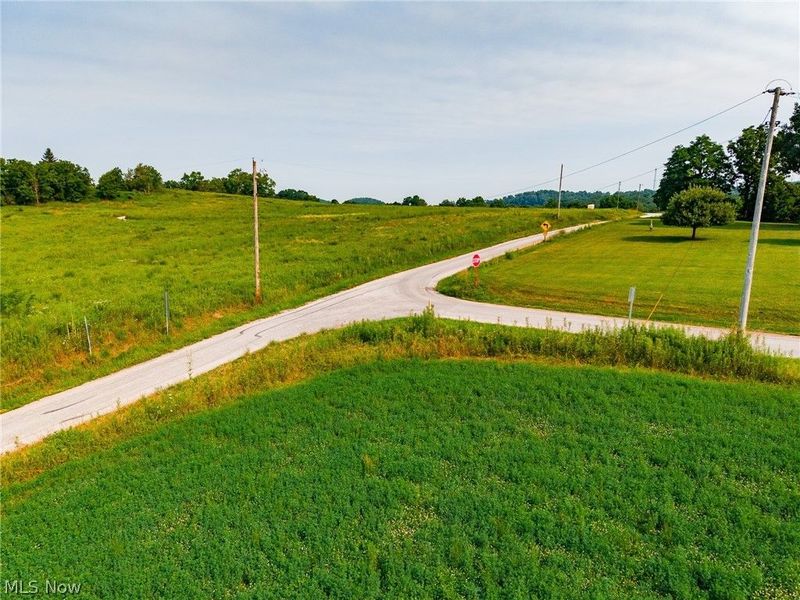 Stoneford St SW , Navarre, OH 44662 Photo 40