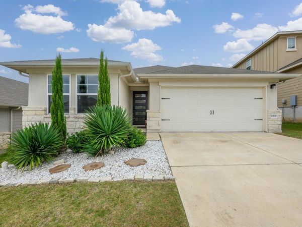 6509 Rounded Pebble LN, Buda, TX 78610