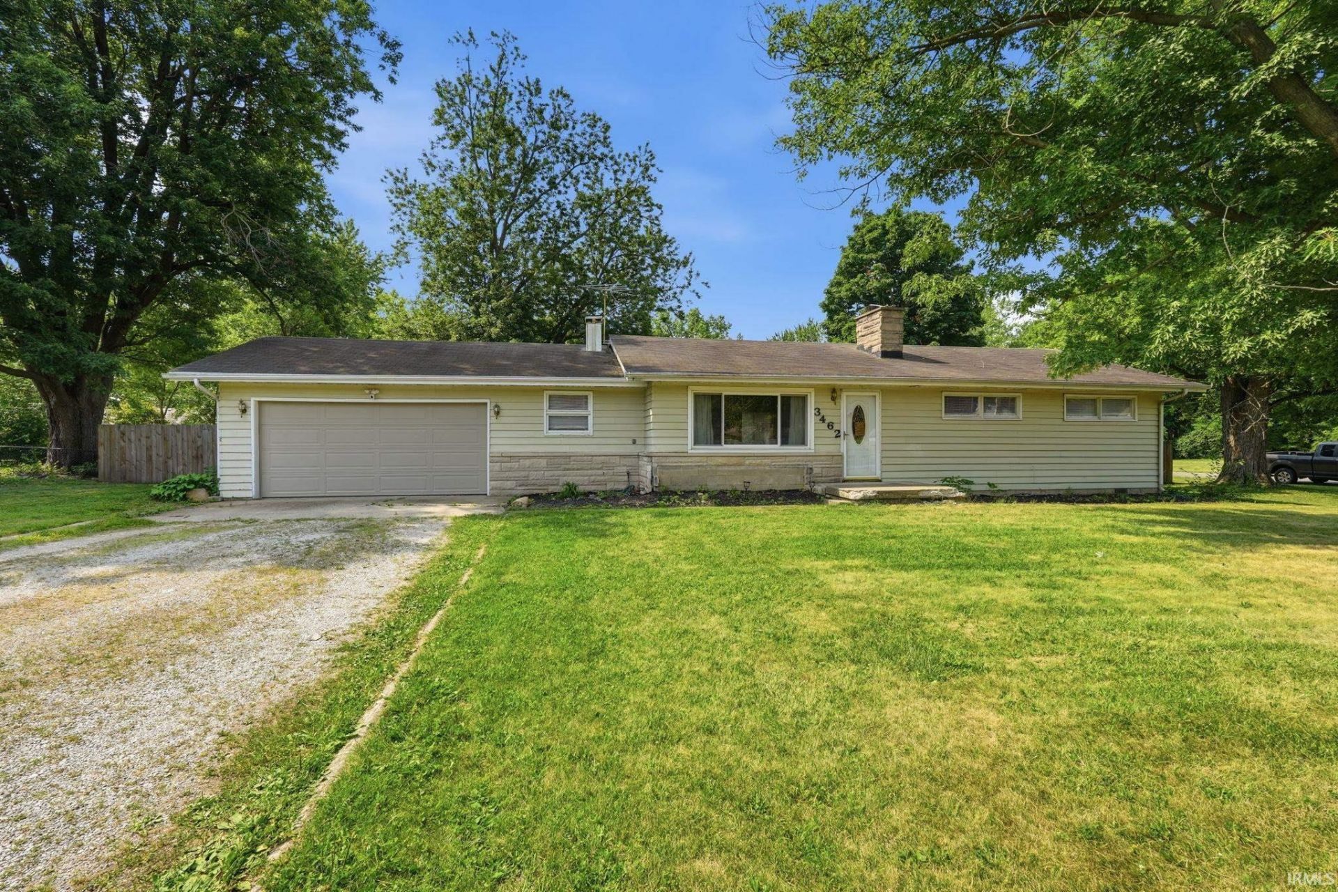 3462 Auer Drive, Fort Wayne, IN 46835 Main Photo