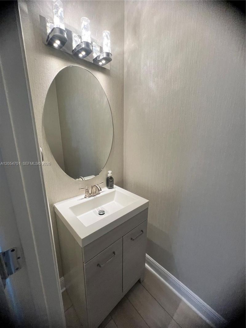 6010 Red Plum Ct, Unit 477, Tamarac, FL 33321 Photo